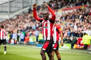 记者：纽卡仍希望引进维萨，布伦特福德有意卡里姆恩多、瓦塔拉