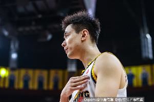 一人一城！媒体人：赵继伟和辽宁男篮即将完成长达4年的顶薪续约