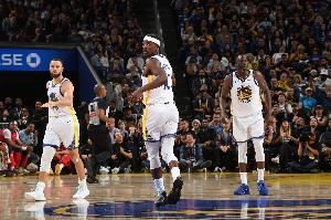 勇媒：距离首场季前赛还有35天 但仍然只有10名正式签约球员