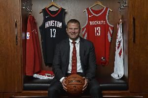 换艘更大的！火箭老板出售超豪华游艇 标价1.92亿美元