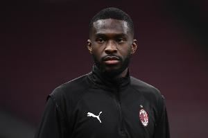 意媒：托莫里内收肌不适，将在未来几天接受评估