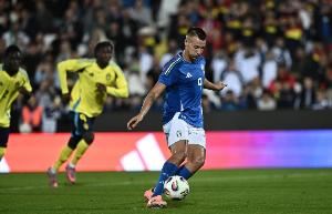 意U18主帅：卡马达回撤拿球技术稍显粗糙，但禁区内绝对是现象级