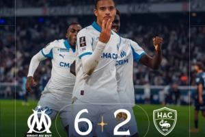 青木大四喜+9分钟戴帽！马赛狂揽5连胜登顶法甲，格林伍德6球3助