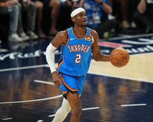 一线之隔！亚历山大半场两分球6中6&三分球4中0拿到13分4板2助1帽