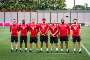 记者:孔帕尼的助教团队,近日将与拜仁续约