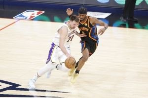 NBA彩经:湖人力克雷霆 勇士不敌马刺 快船难挡掘金 火箭大胜奇才